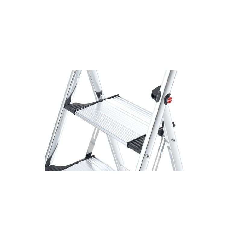 SONGMICS Scaletta a 2 Gradini, Scala Pieghevole, Gradini di 20 cm Coperti con Gomma Antiscivolo, con Manico, Capacitàdi Carico di 150 kg, in Acciaio, Grigio e Nero GSL002GY01